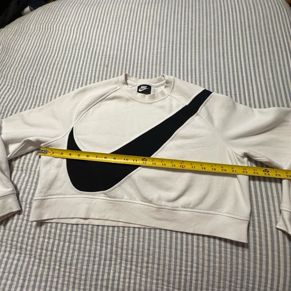 Womens Size M Nike Sportswear Big Logo Fleece Sweatshirt Blk/Wht BV3933 - Picture 3 of 6